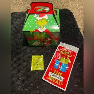 Rare McDonald’s 2025 Grinch Christmas Meal Empty Box Bags Salt Seasoning Decor